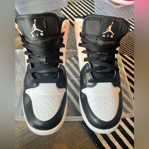 Jordan Kids Sneakers Black and White